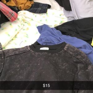 Acid washed cropped sweatshirt